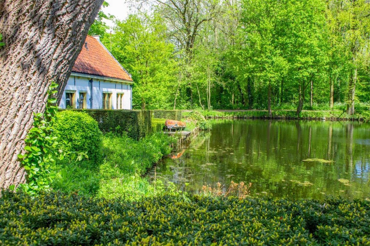 Het Kasteel Van Rhoon Het Koetshuys Bed and Breakfast Εξωτερικό φωτογραφία